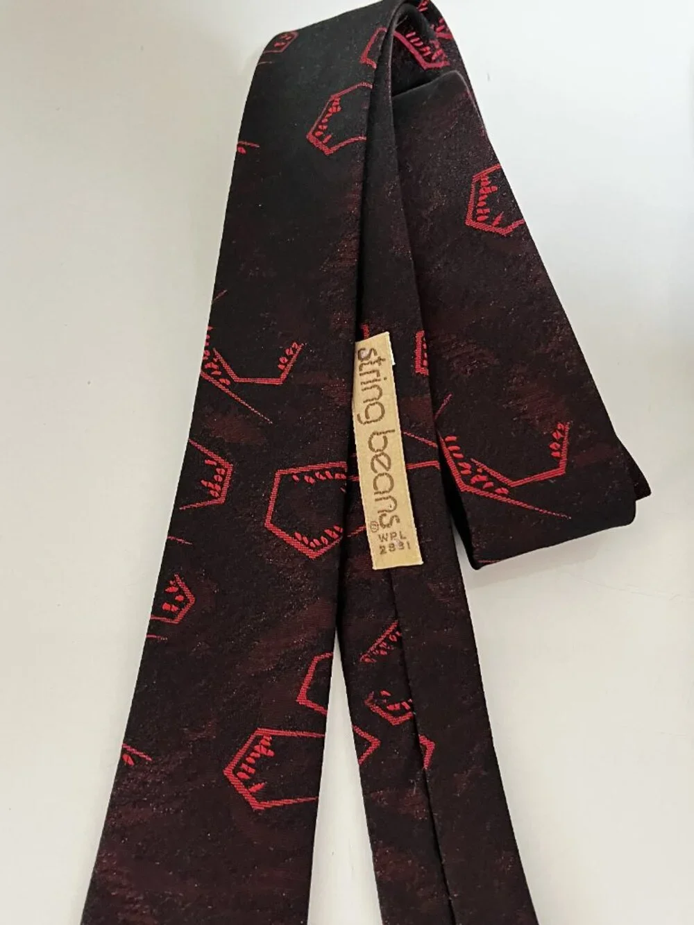 STRING BEANS Lot of 2 SKINNY Vintage Red & Green NECKTIES/PREOWNED